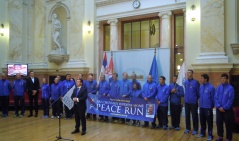 7 October 2014 The National Assembly Deputy Speaker and the participants of the Peace Run